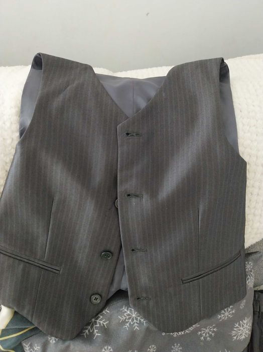 Garnitur komunijny 140 spodnie i kamizelka