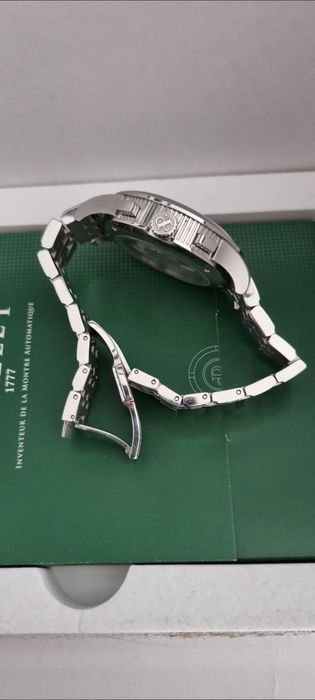 Perrelet Watches Big Date model A10008/C