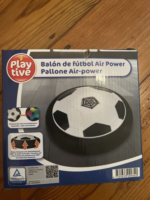 Bola de futebol que flutua