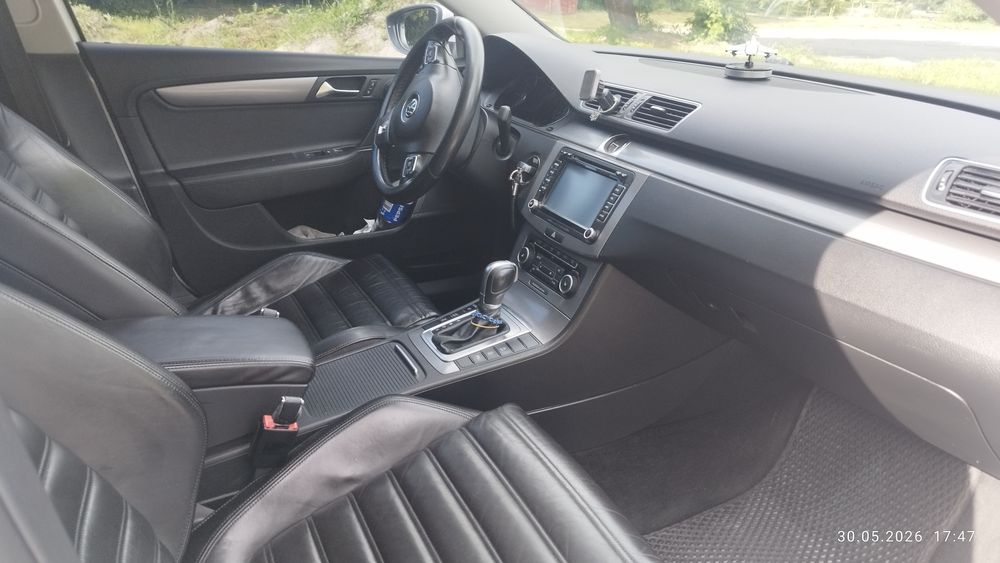 VW Passat B7 R-line