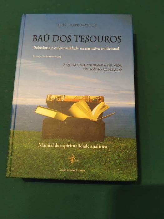 Livro “Baú Dos Tesouros”