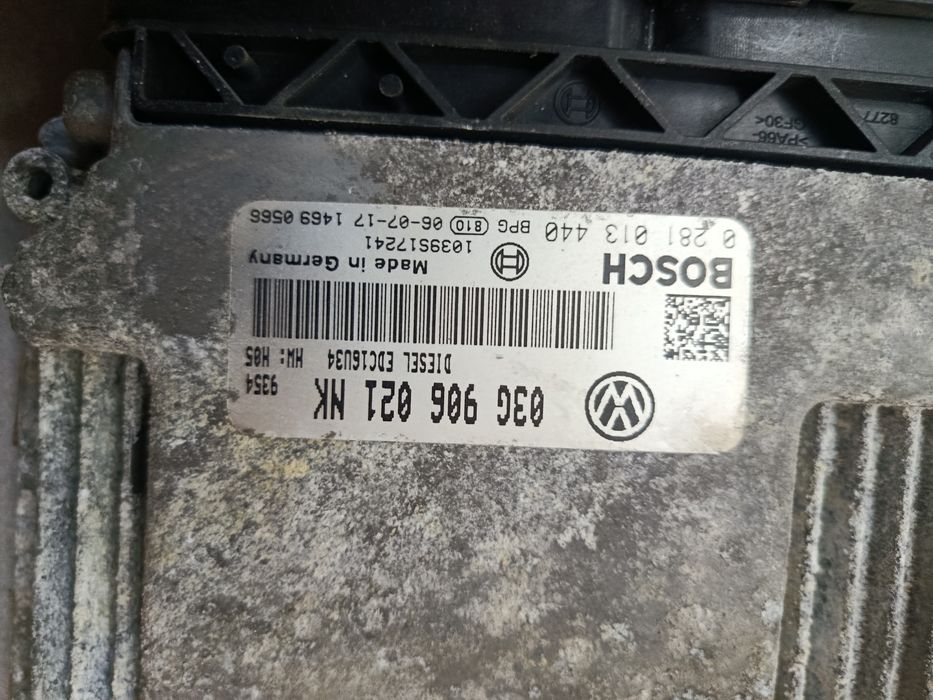 Komputer sterownik VW passat b6 2.0 TDI 140 ps