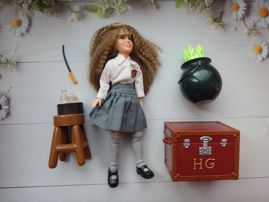 Набір шарнірна Герміона з чарівними речами, школьница подросток Поттер