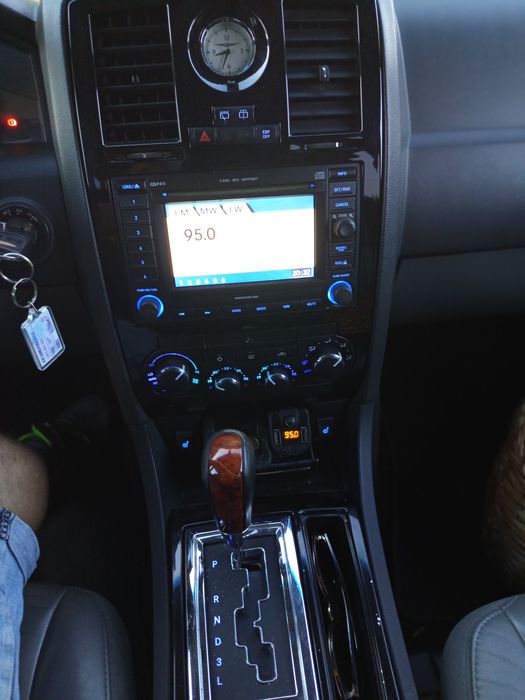Chrysler 300C 3,5v6B+G,automat ,klima.