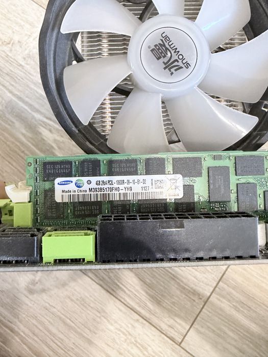 Комплект материнська плата Atermiter X79G + Intel Xeone E5-2689 + 4 плашки DDR 3 по 4 Гб