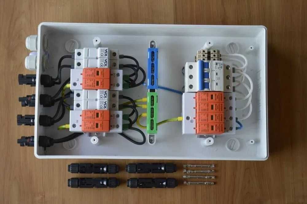Rozdzielnica fotowoltaiczna 2x8 Solar PV AC DC 1000V T2 2 stringi MC4