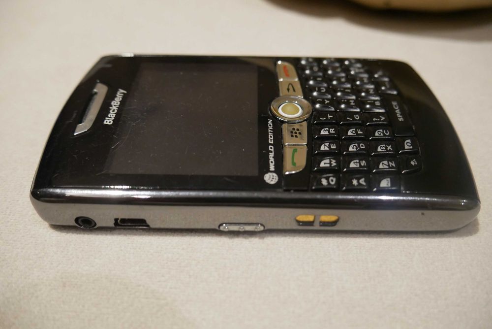 BlackBerry 8830 World Edition telefon