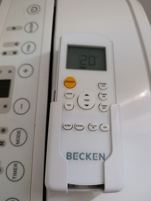Ar condicionado portátil Becken 12000 btus