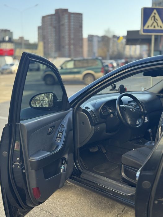 Hyundai Elantra HD