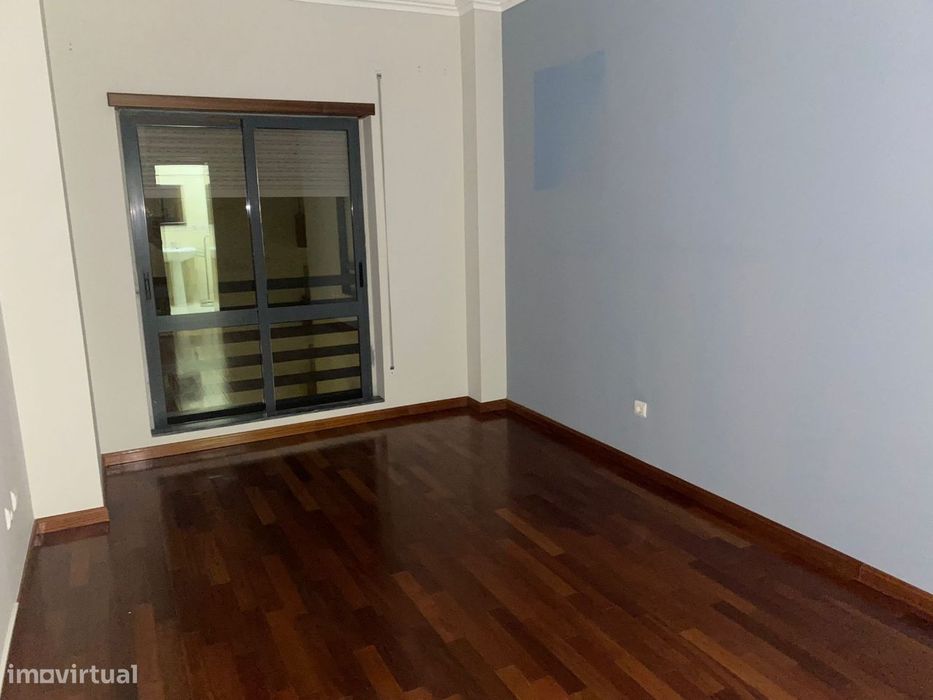 Apartamento T2 para Arrendamento