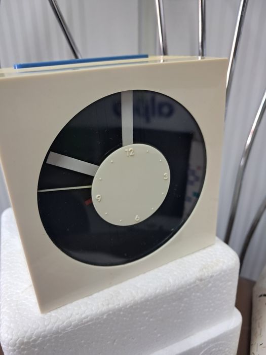 Radiobudzik vintage  pampers analog sprawne 100% gratka