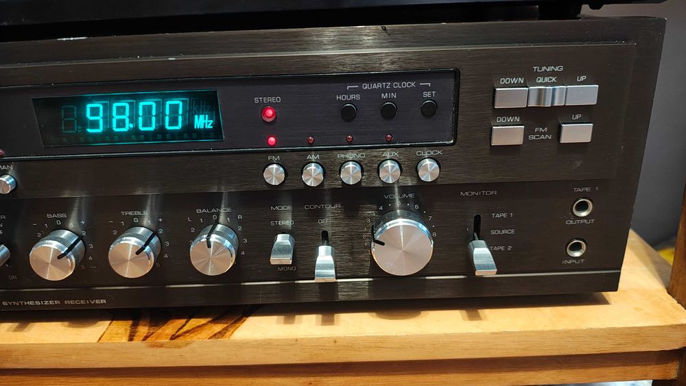 Amplituner DUAL VR1750 wysyłka po 28.12.2025.