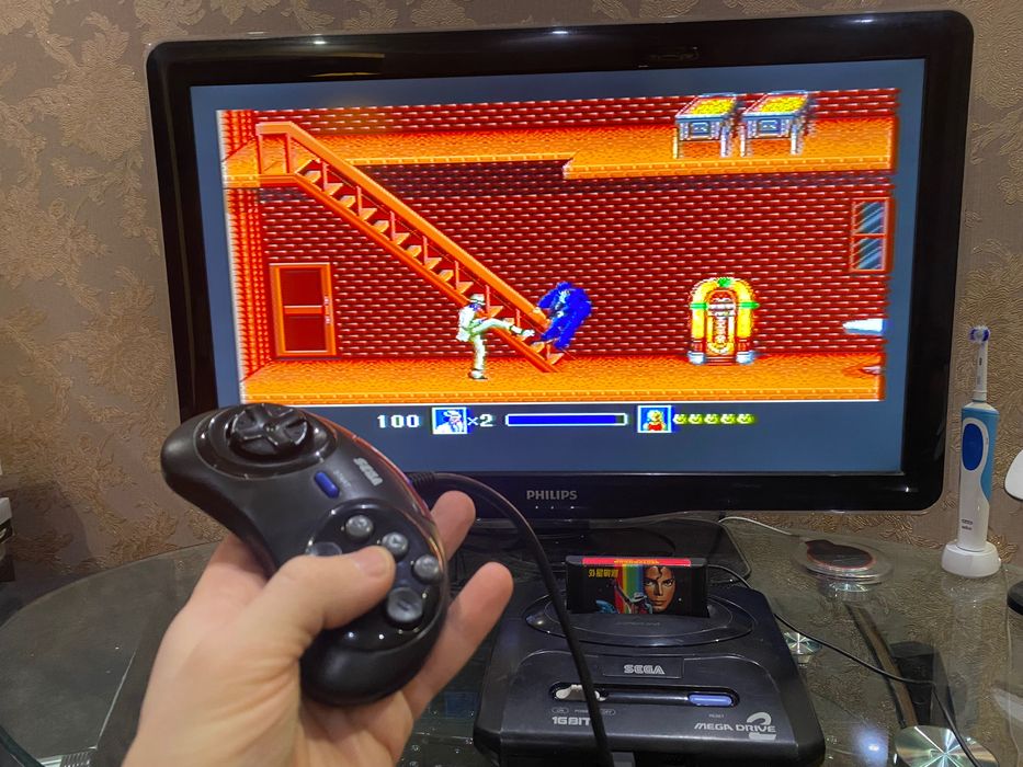 Оригинальная Sega Mega Drive 2