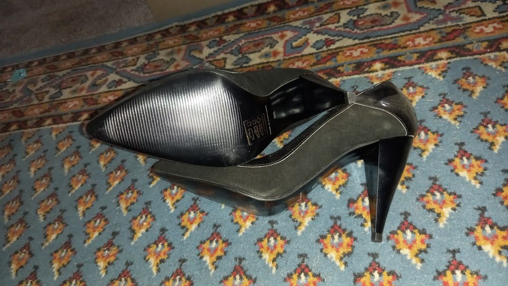 Sapato salto alto bico fino Lilly bliss