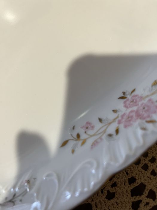 Блюдо овальное РОКОККО Польша красивое. Фарфор есть два штуки