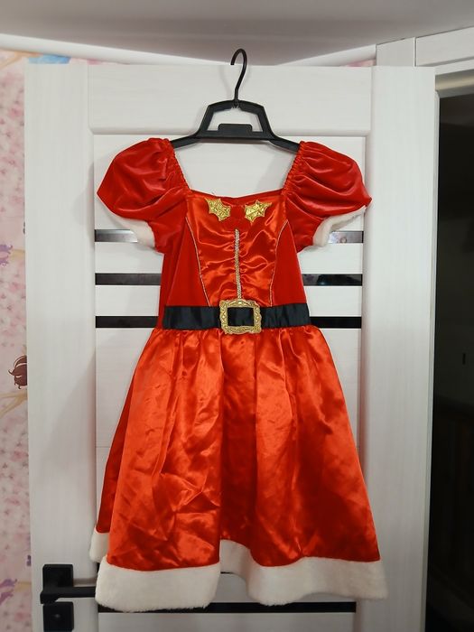 Карнавальне ( новорічне )плаття 5-8 років