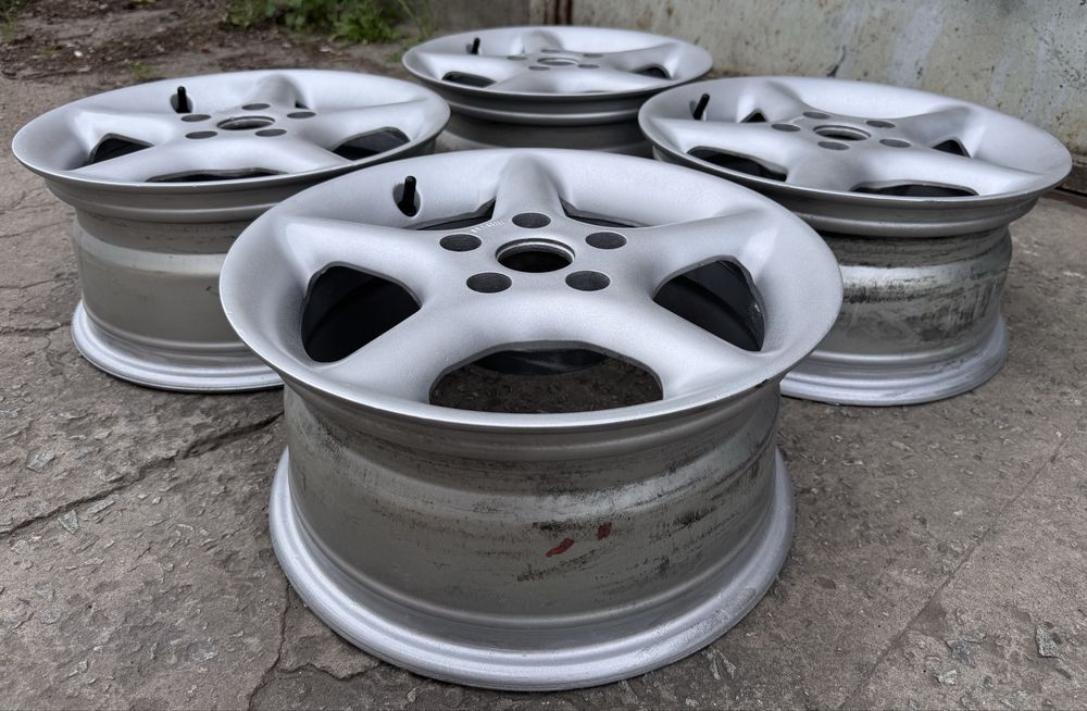 Литые диски Borbet r15 5x112 ET-35 на Mercedes/MINI/Skoda/Volkswagen/Audi/Seat/Galaxy/Transporter T4/Golf/Octavia/Passat/Jetta/Caddy/A4/A6/Touran/100