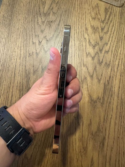 iPhone 13 Pro Max Dourado - 128Gb