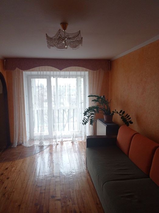 Продаж 3ох кімнатноі квартири в м. Стрий . Торг.Євроремонт.