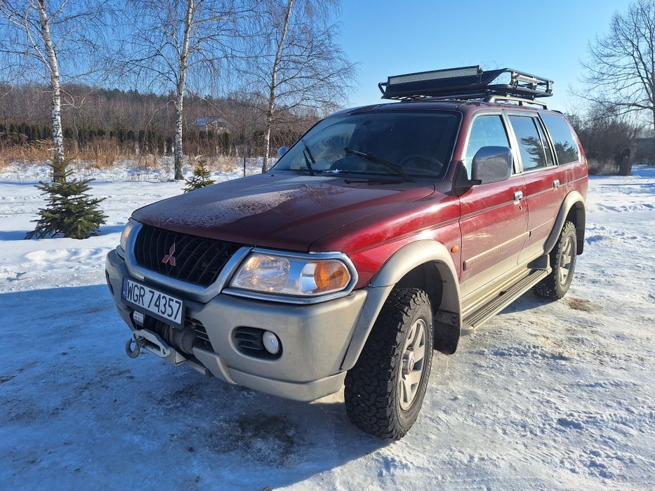 Mitsubishi Pajero sport  3.0 benzyna