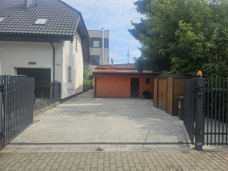 Dom 3 sypialnie+salon+2łazienki  wynajem w ścisłym centrum łomianek tanio