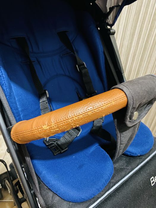 Дитяча прогулянкова каляска