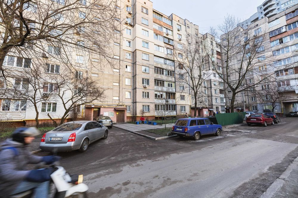 #B752 метро Харківська,Вирлиця,проспект Бажана,Київ,Лівий берег-11-555.biz.ua