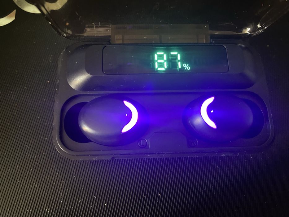 Блютуз наушники с функцией Power Bank