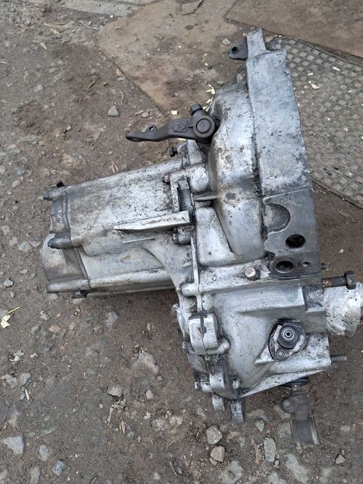 Продам коробку передач на ЗАЗ Таврия,Славута,пикап