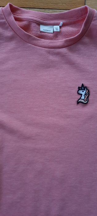 Sprzedam różową bluzę r.152
