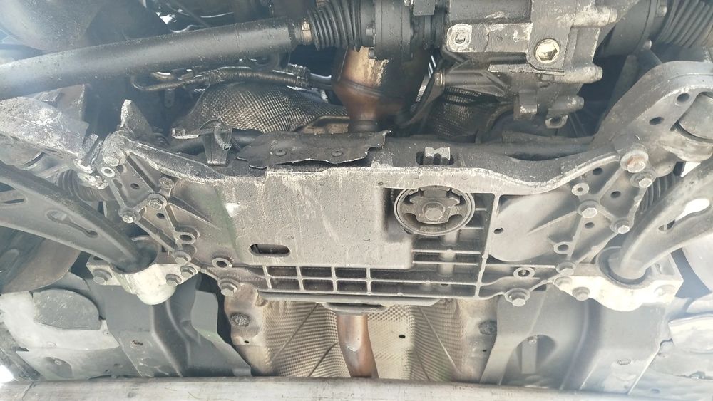 Charriot frente AUDI A3 (8P1)