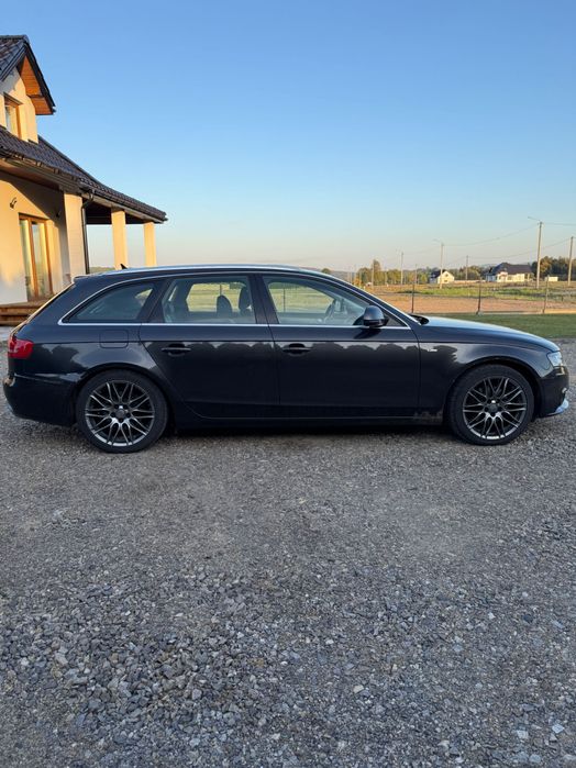 Audi a4 b8 2.0 kombi