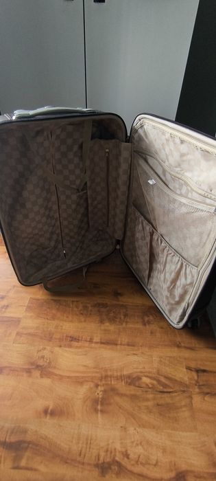 Walizka 65x45x25