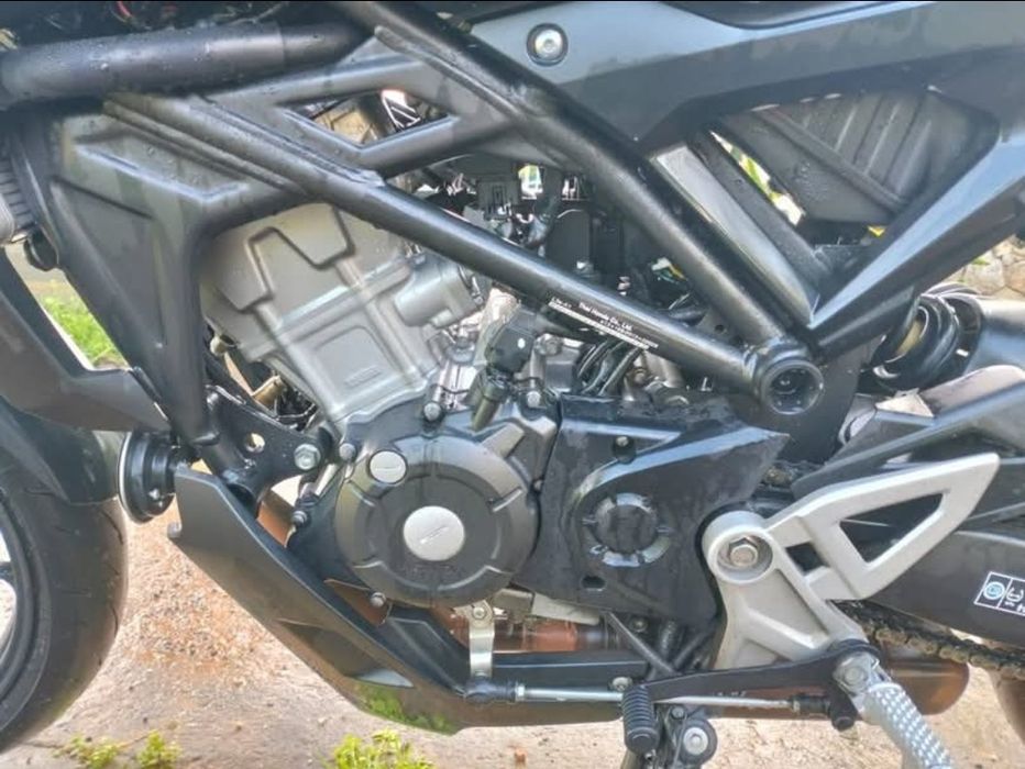 Honda  Cb 125r black edition