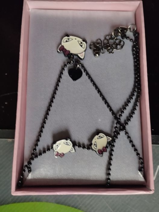 Wisiorek z kolczykami kotki dla dziewczynki