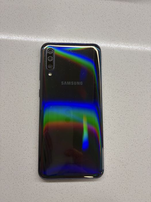 Samsung Galaxy A50 128GB memória e 4GB RAM