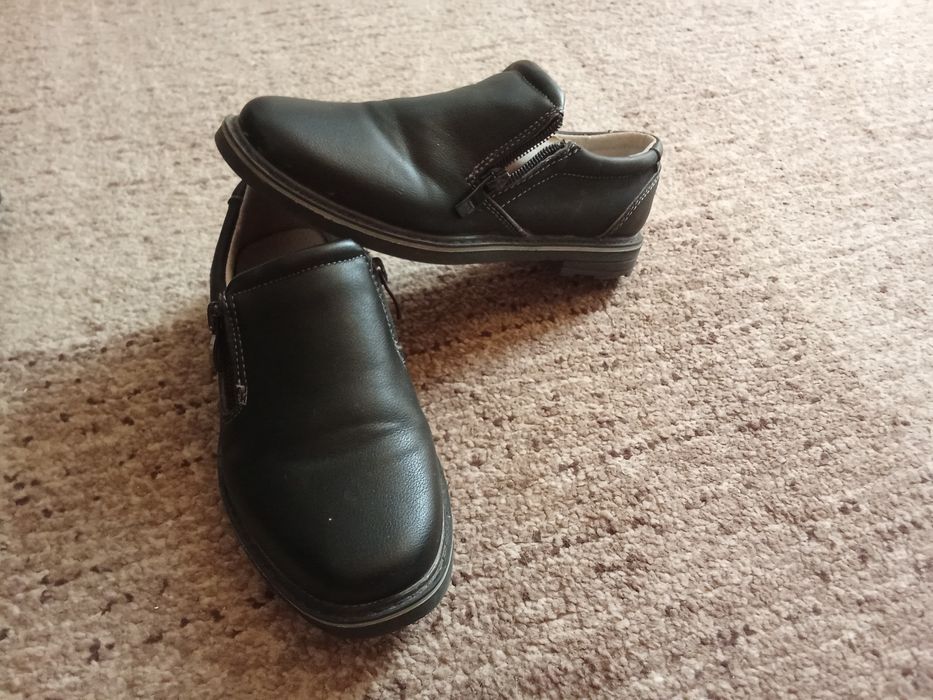 Туфлі нові , розмір 33