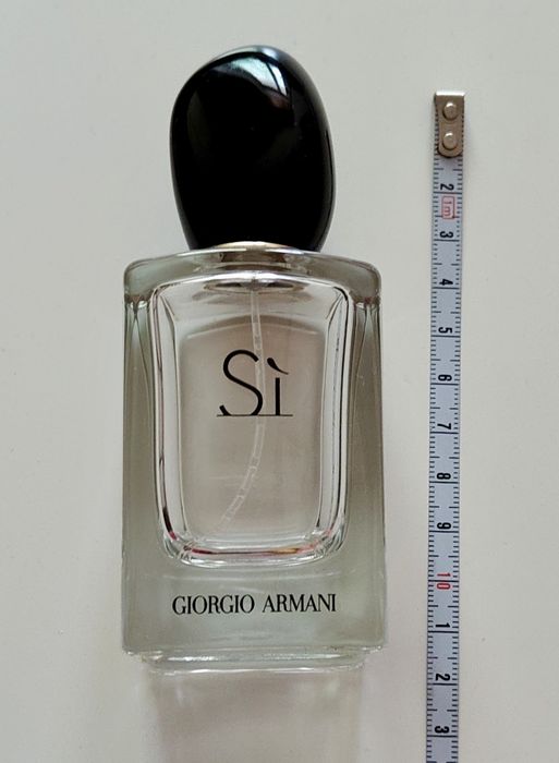 Flakon po perfumach Si Giorgio Armani 50 ml