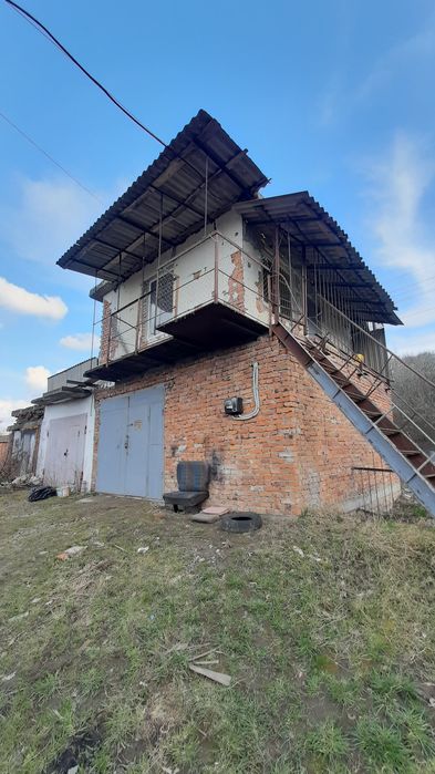 Здам гараж з кімнатою відпочинку