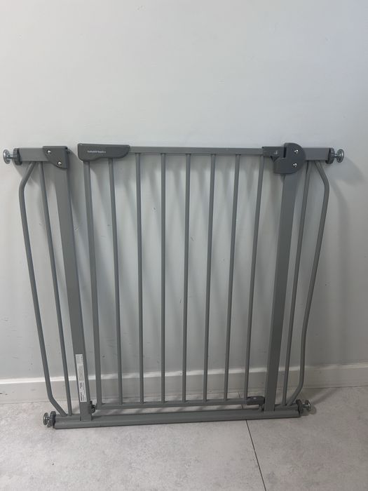 Barierka rozporowa na schody Babyhit z przedłużkami