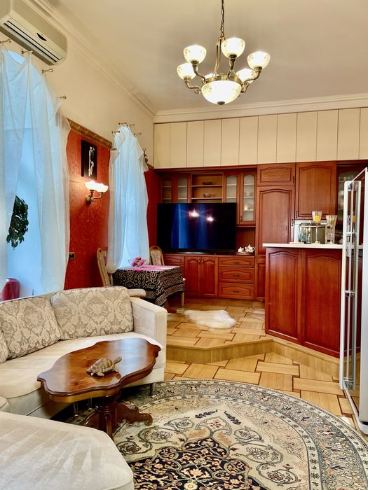 Продаж 2к квартири ЦЕНТР Липки Пасаж Городецького м. Хрещатик 2 хв