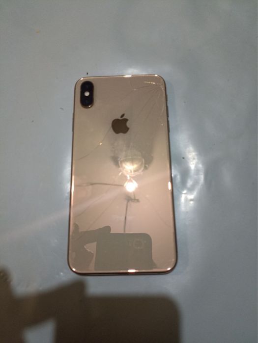 iPhone Xs max 64 gb