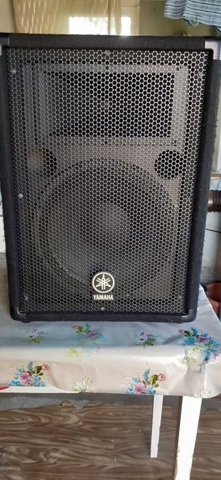 KOLUMNY YAMAHA BR12  300W