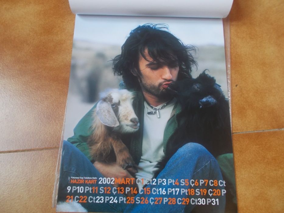 calendário de Tarkan 2002