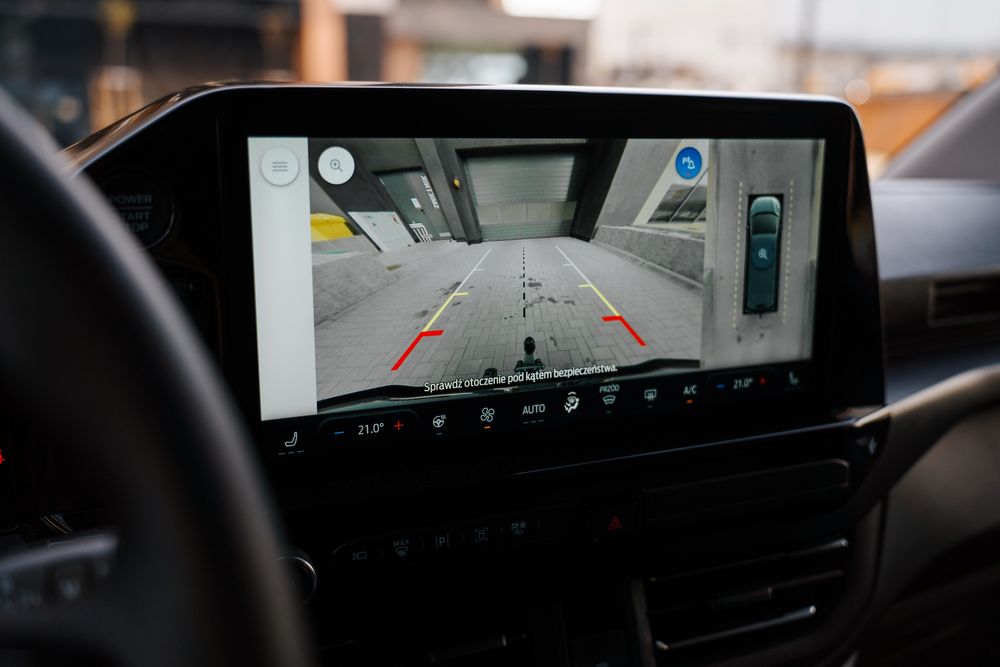 NAJNOWSZY 8-osobowy Ford Tourneo Custom L2 2025 r. wynajem