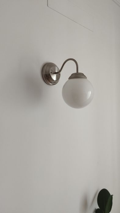 Dois candeeiros interiores em bom estado