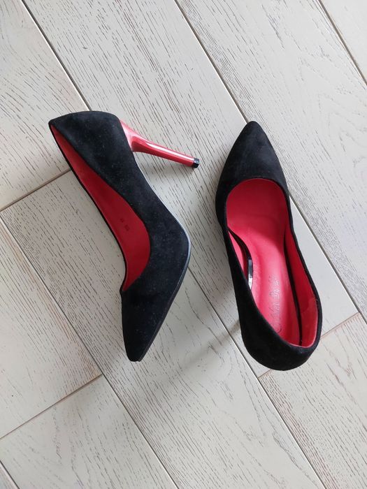 Туфлі класичні 37 розмір НОВІ