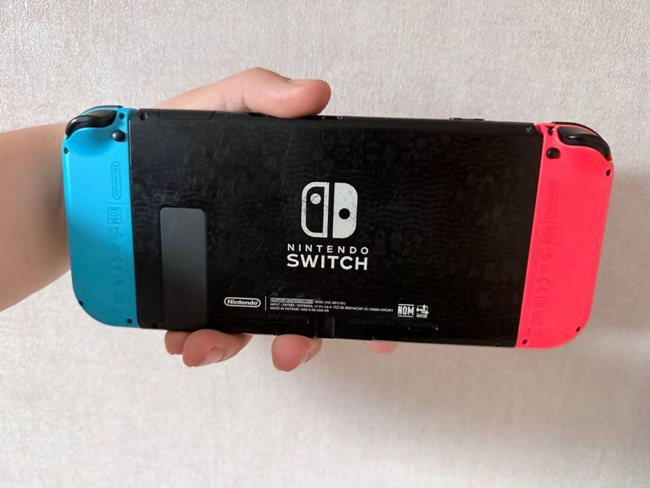 Безкоштовні ігриNintendo Switch V2 Animal Crossing Edition 64Gb