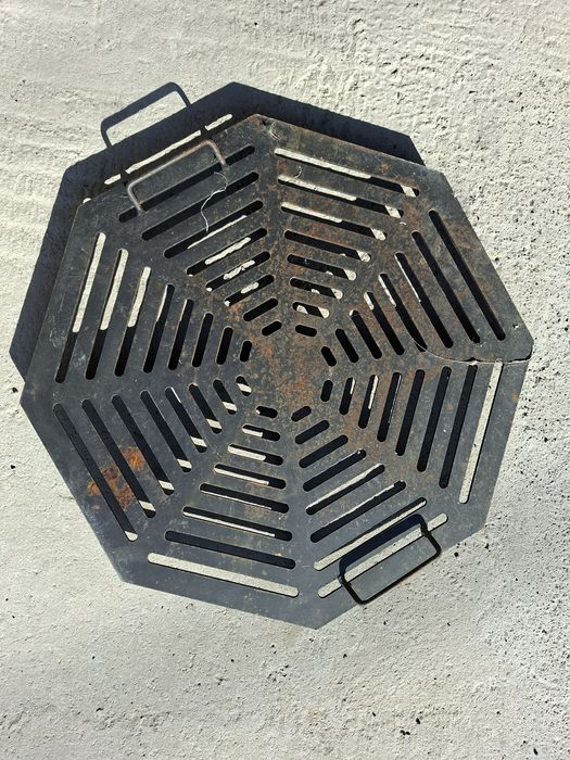 Grill metalowa podstawa z uszami