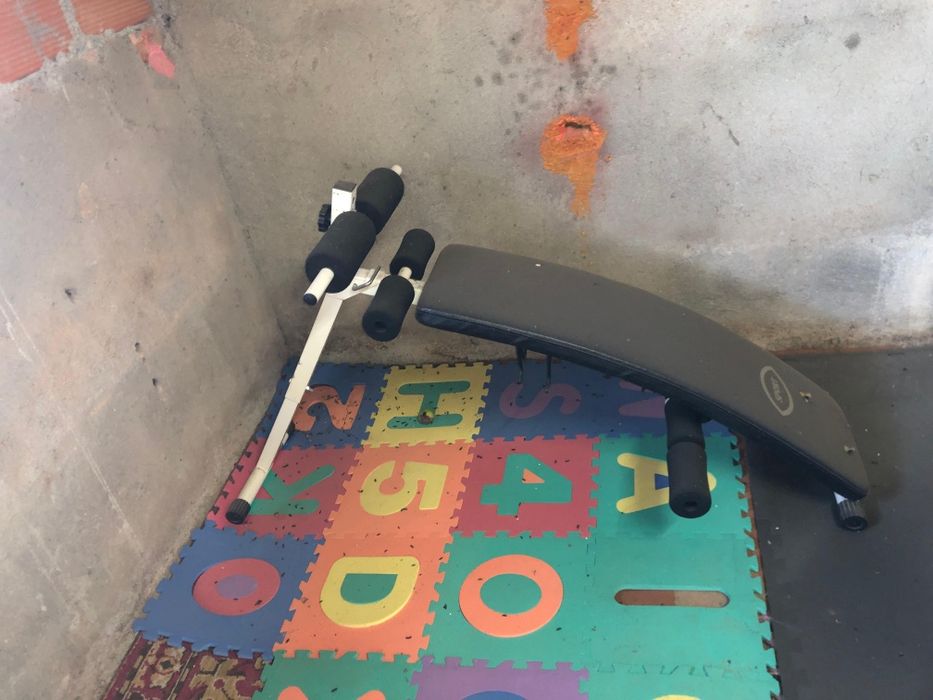 Pequeno Ginásio com 5 peças